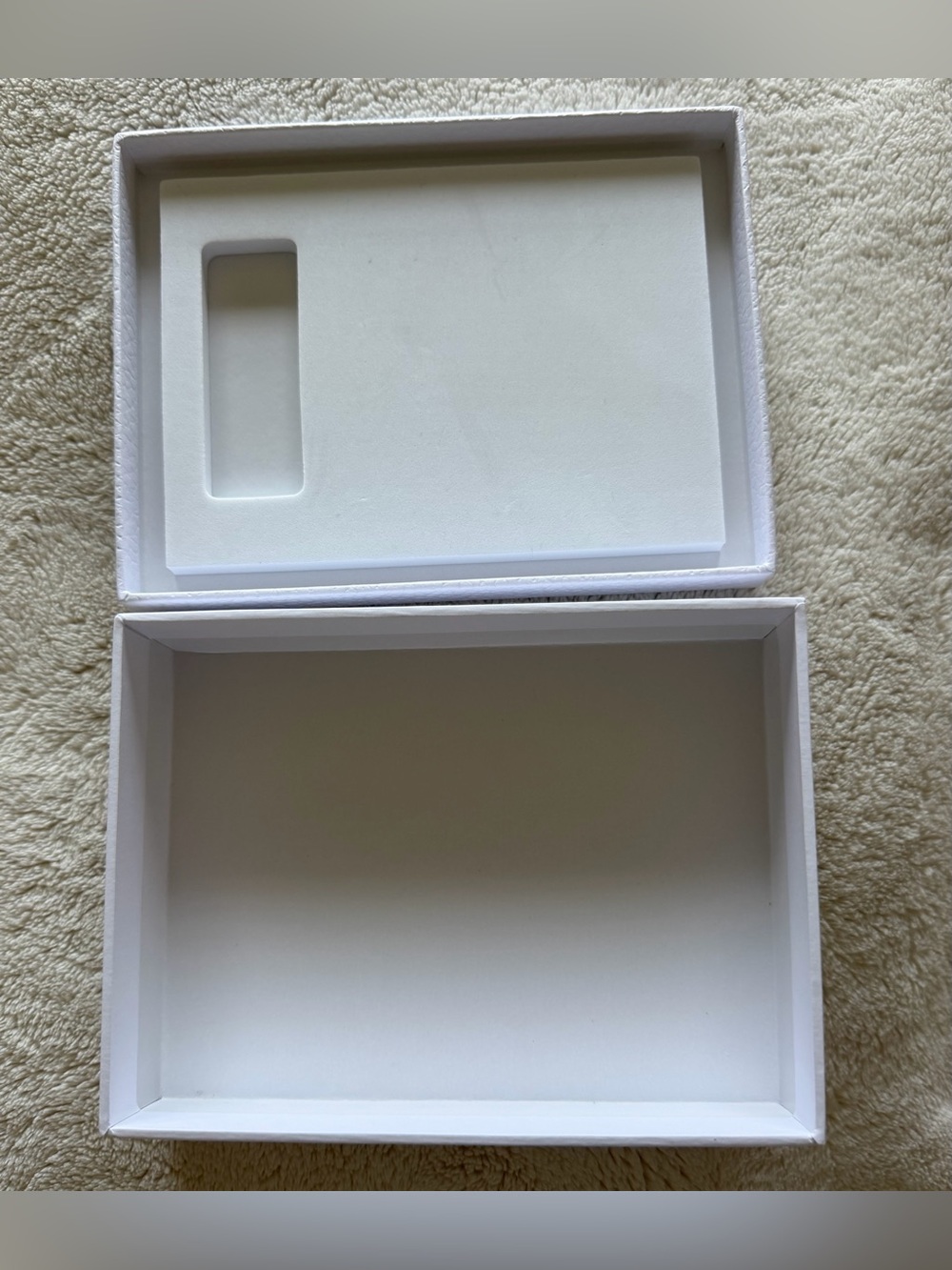 Dior Gift Box - Picture 3 of 7